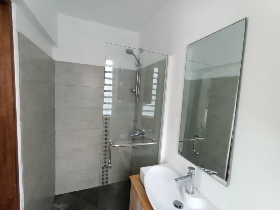 Surf House Holidays Ruisseau Creole Екстер'єр фото